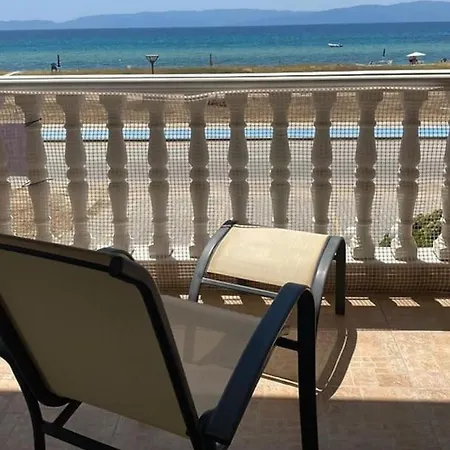 Sea Side דירה *